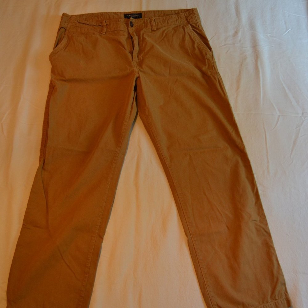 American Eagle Men's Khaki Pants Relaxed Straight 36X32 - EUC (2)